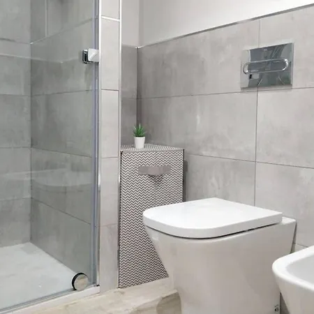 Appartement El Pescadito. Con Piscina In Costa Del Sol *