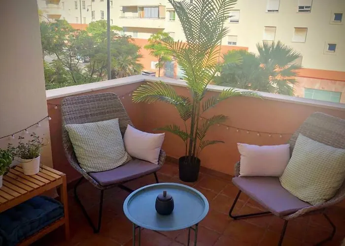 Appartement El Pescadito. Con Piscina In Costa Del Sol *